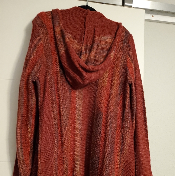 Hooded sweater - Picture 3 of 3